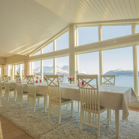 Arctic Panorama Lodge Uloybukta Экстерьер фото