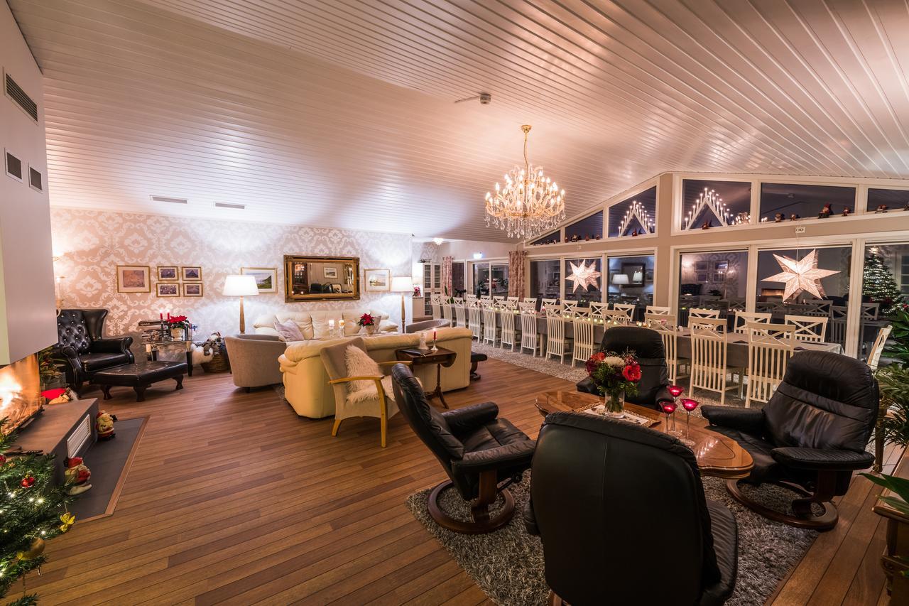 Arctic Panorama Lodge Uloybukta Экстерьер фото
